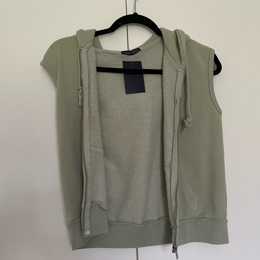 ✨NWT Brandy Melville Seafoam Hoodie Vest✨